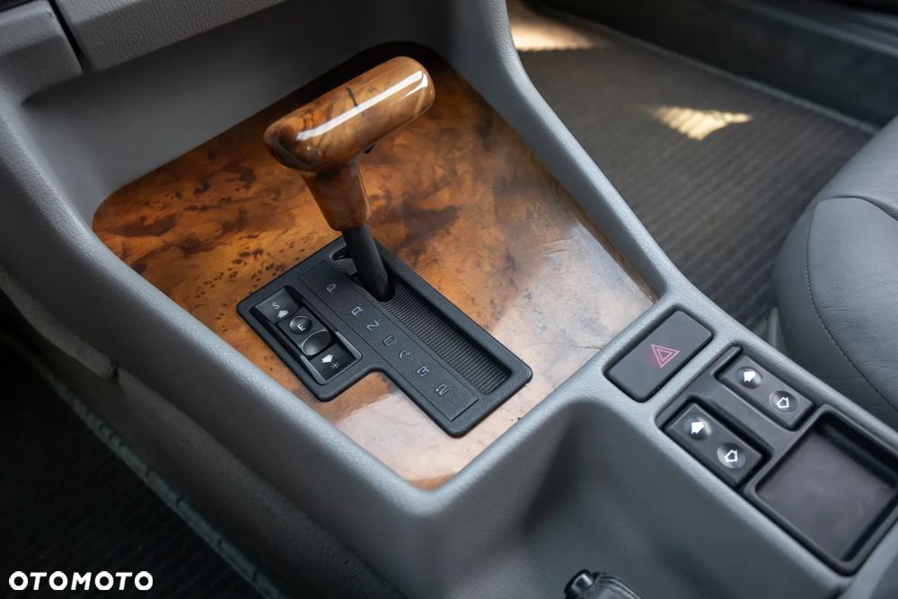 BMW Seria 5 - 23