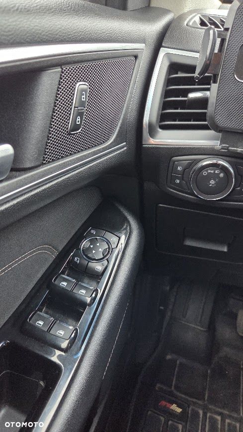 Ford Edge 2.0 TDCi 4WD Titanium - 20