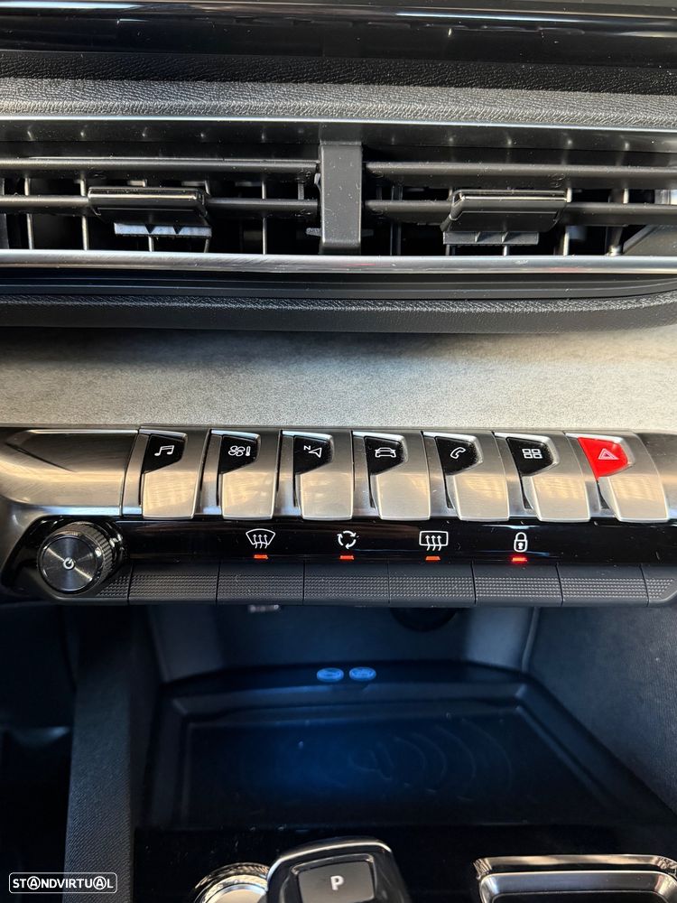 Peugeot 3008 1.2 PureTech GT Line EAT8 - 40