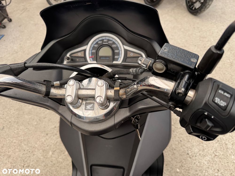 Honda PCX - 13