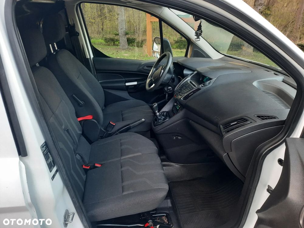 Ford Transit Connect - 15