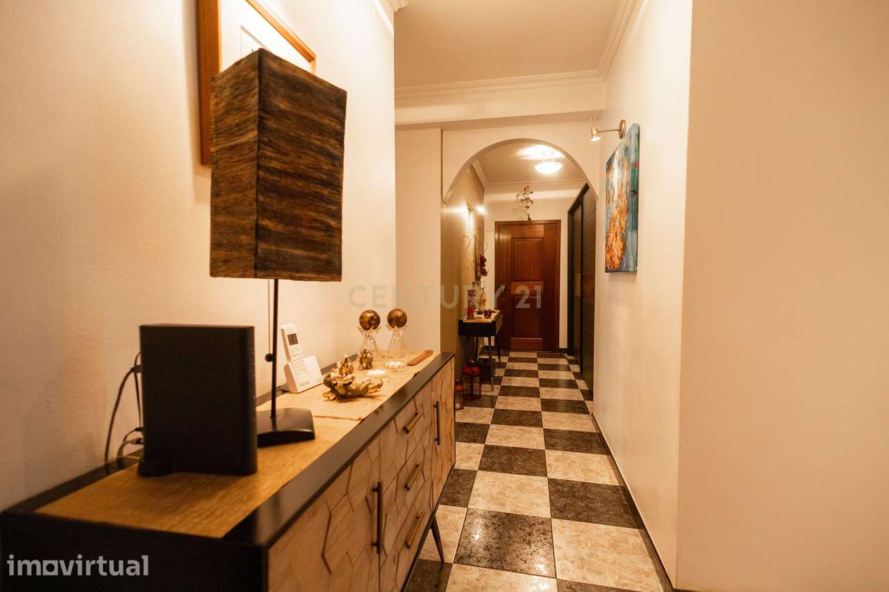 Apartamento T3 com 2 Suites e Terrço-Minde - Grande imagem: 5/24