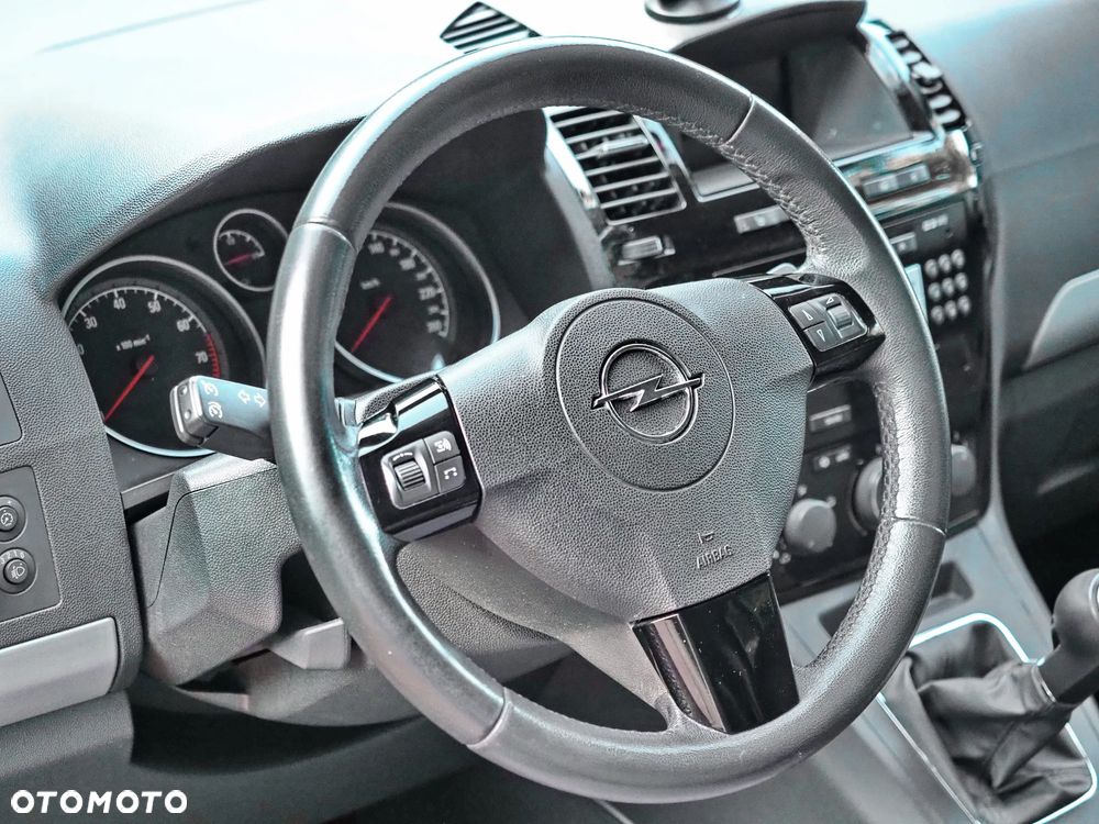 Opel Zafira 1.8 Family - 12