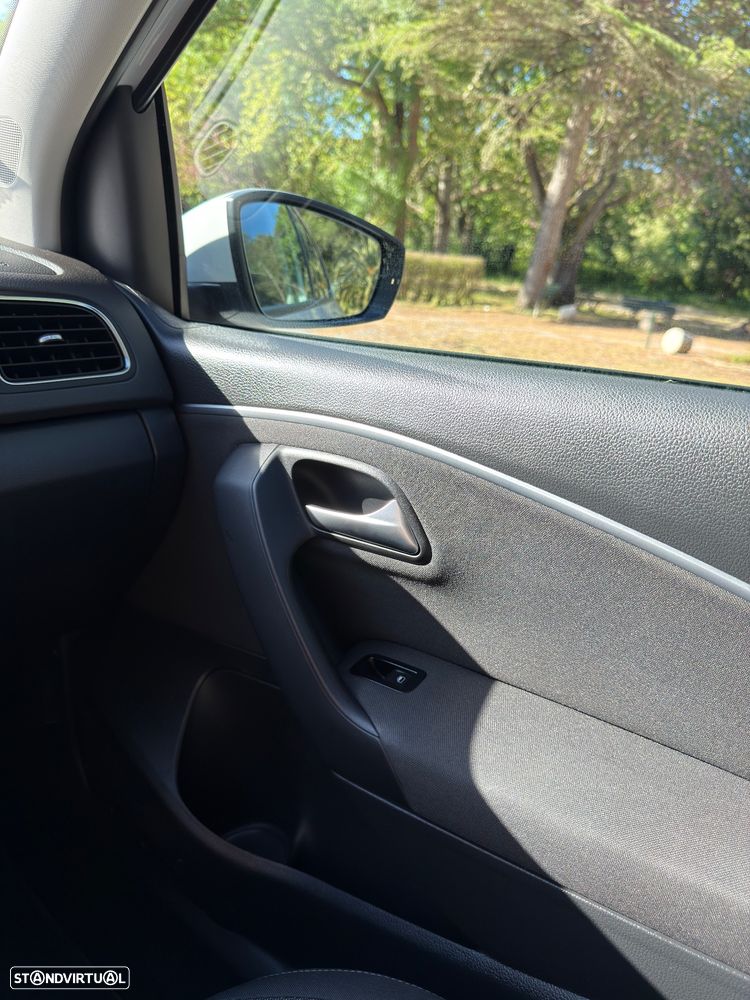 VW Polo 1.2 TSi (Blue Motion ) DSG Highline - 31