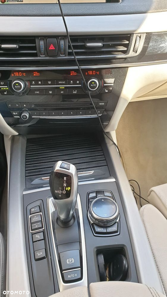 BMW X5 xDrive25d - 18
