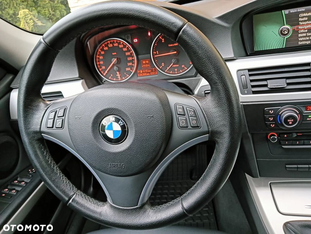 BMW Seria 3 - 21