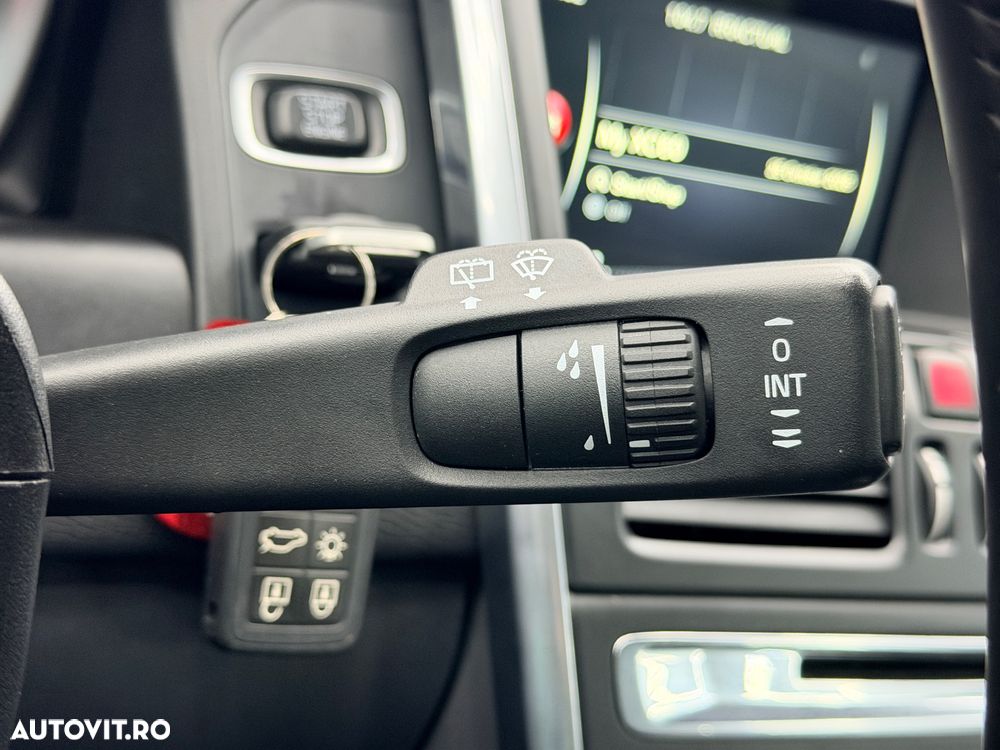 Volvo XC 60 D3 Kinetic - 36