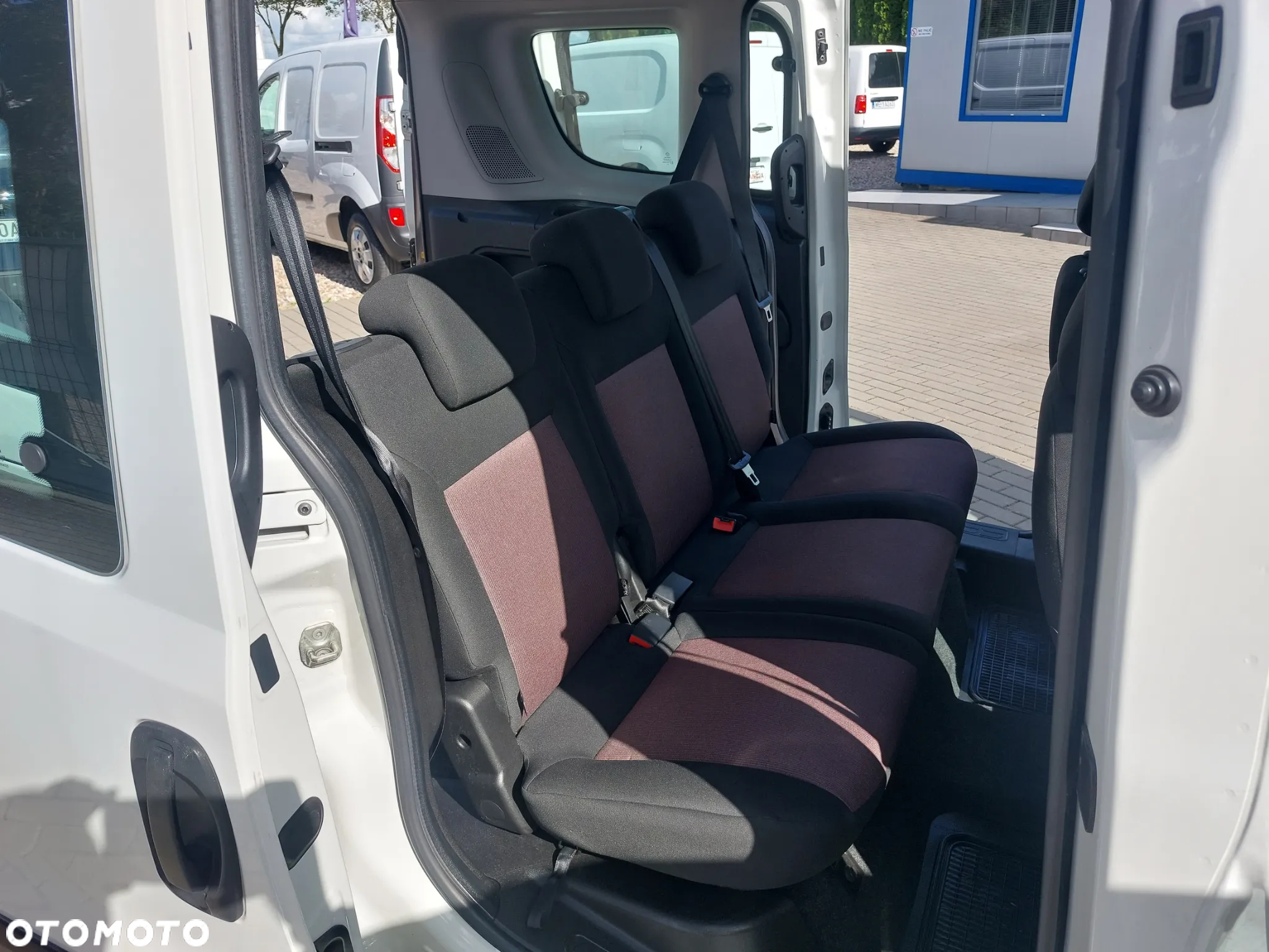 Fiat Doblo 1.6 MJ Active - 19