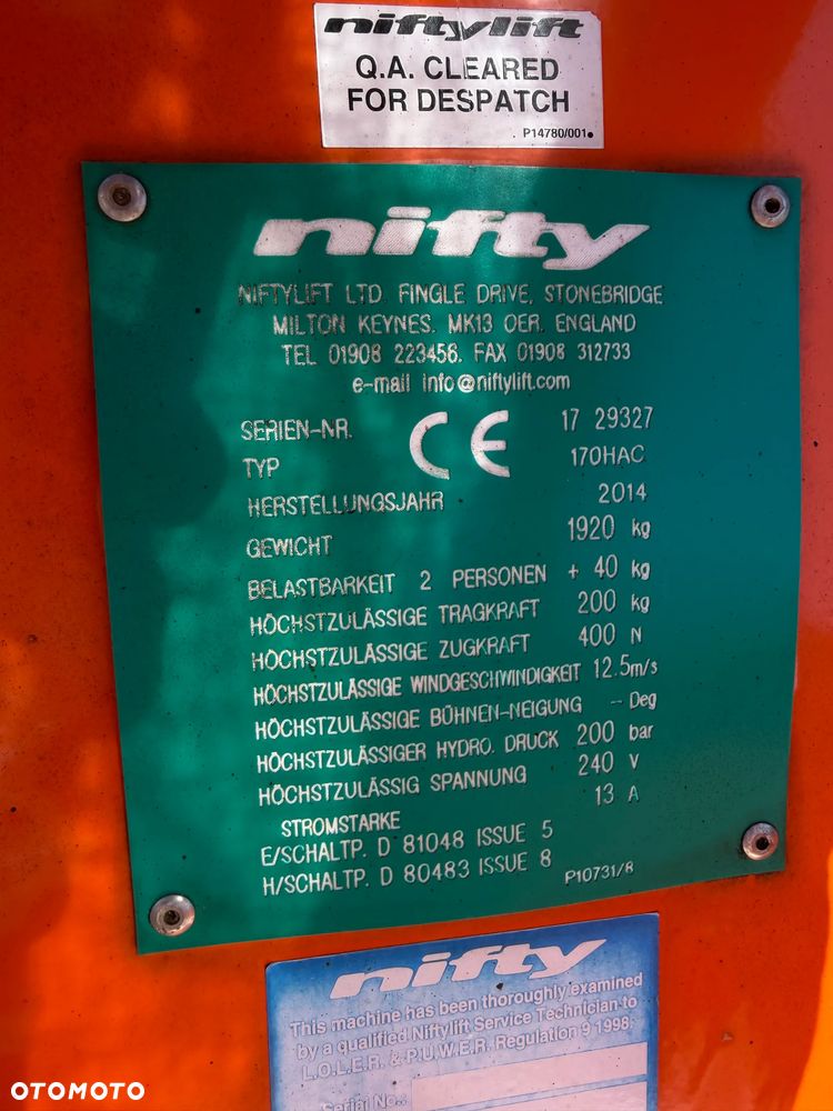 Nifty 170 HAC Zwyżka koszowa 17 metrów Podnośnik. jak Nowa z salonu 2015rok. PRĄD 230v. 4 sekcje sterowania na dole Nowy model! Z komuny Norweskiej. Używana była 1 raz do roku. Serwisowana w DEKRA do końca OKAZJA. Zwyżka Obrotowa. Poziomowanie kosza. Pełna Hydraulika. Ani deka luzów i wycieków. Zadbany sprzęt. Posiadam 2 identyczne sztuki. Druga z 2020 roku! - 30