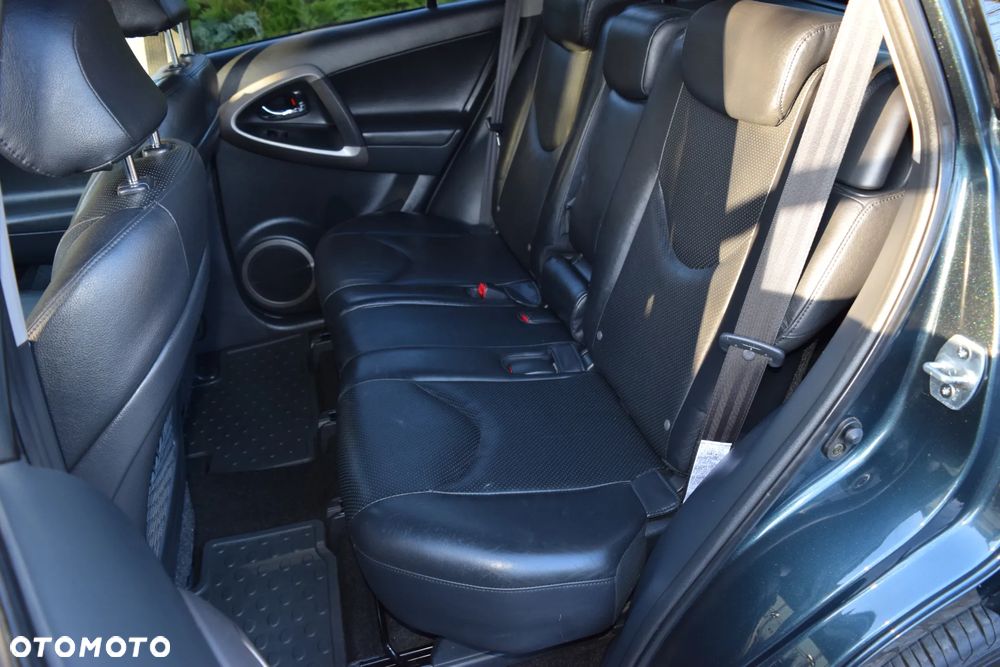 Toyota RAV4 2.2 D-CAT 4x4 Executive - 16