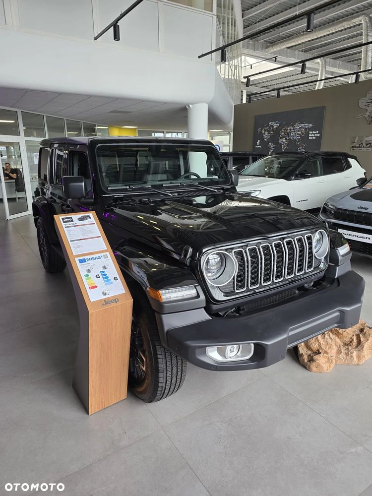 Jeep Wrangler Unlimited GME 2.0 Turbo Sahara - 3