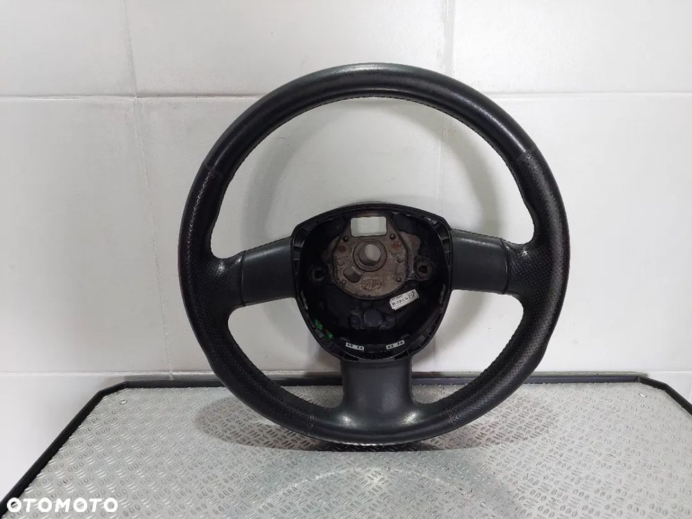 Kierownica AUDI A4B7 SKÓRA 8P0419091BJ - 1