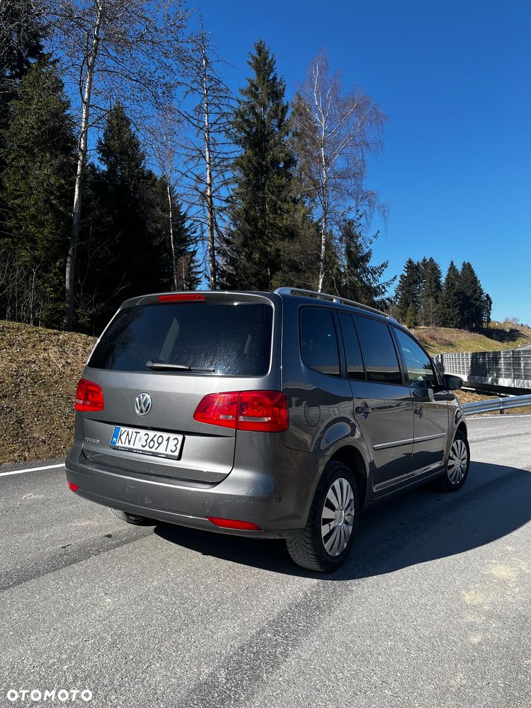 Volkswagen Touran 2.0 TDI DPF Highline - 4