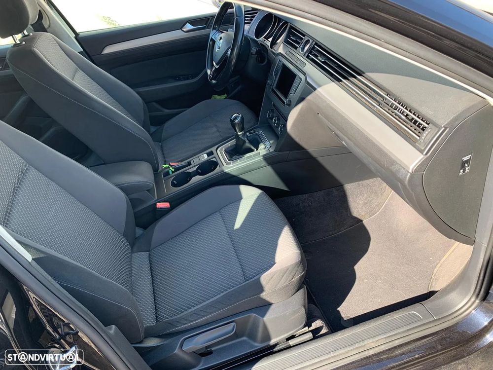 VW Passat Variant 1.6 TDI BlueMotion - 7
