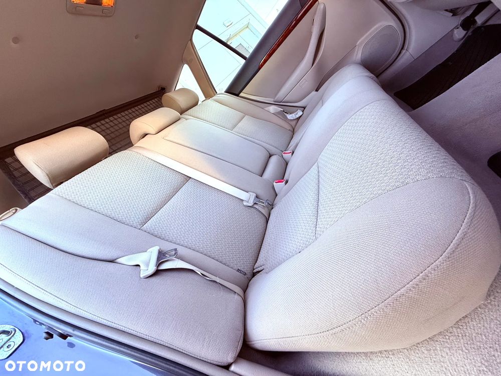 Toyota Avensis 2.2 D-4D Prestige - 14
