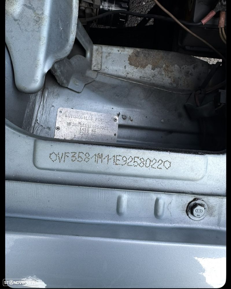 Peugeot 305 - 20