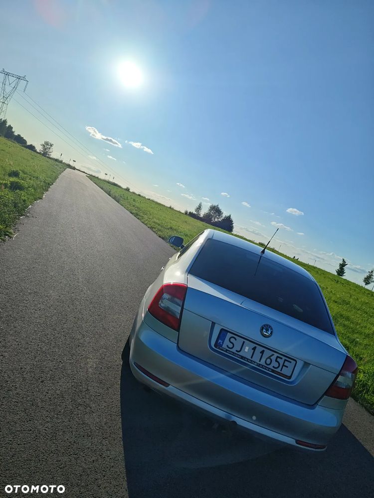 Skoda Octavia 1.6 TDI DPF DSG Classic - 3