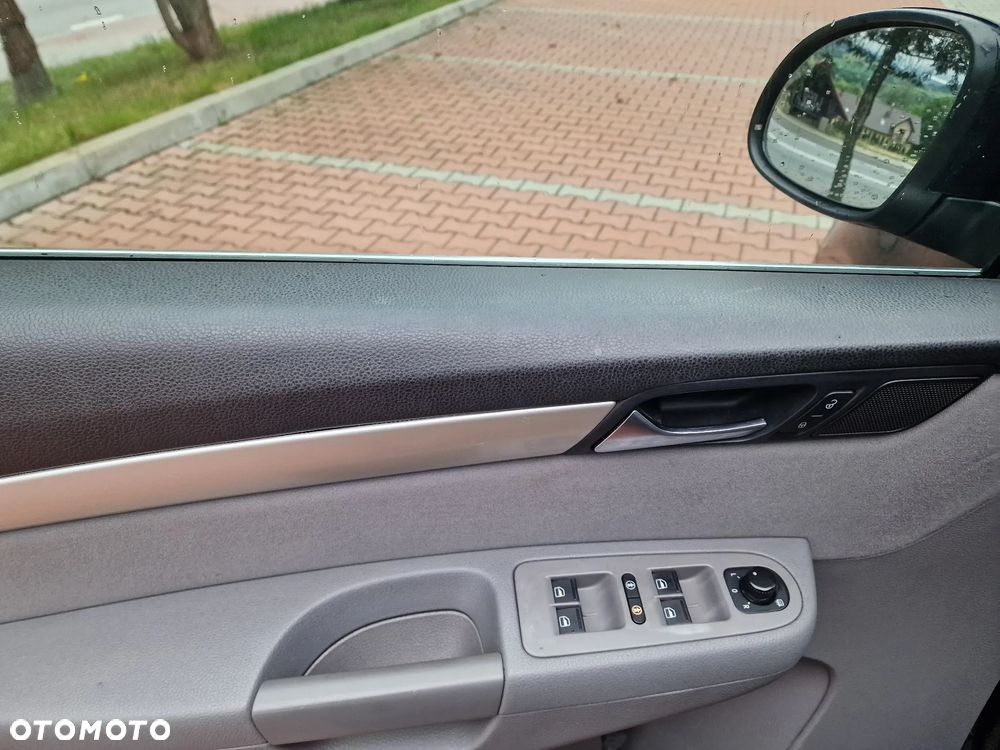Seat Alhambra 2.0 TDI Reference DSG - 16