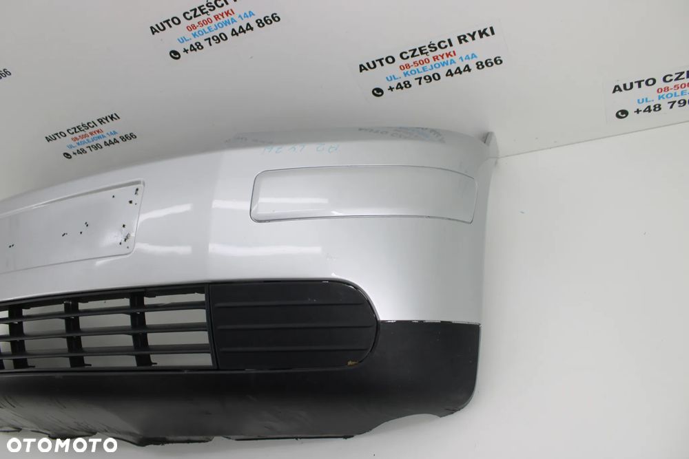 Audi A2 Zderzak Przód LY7W  8Z0807217H - 2