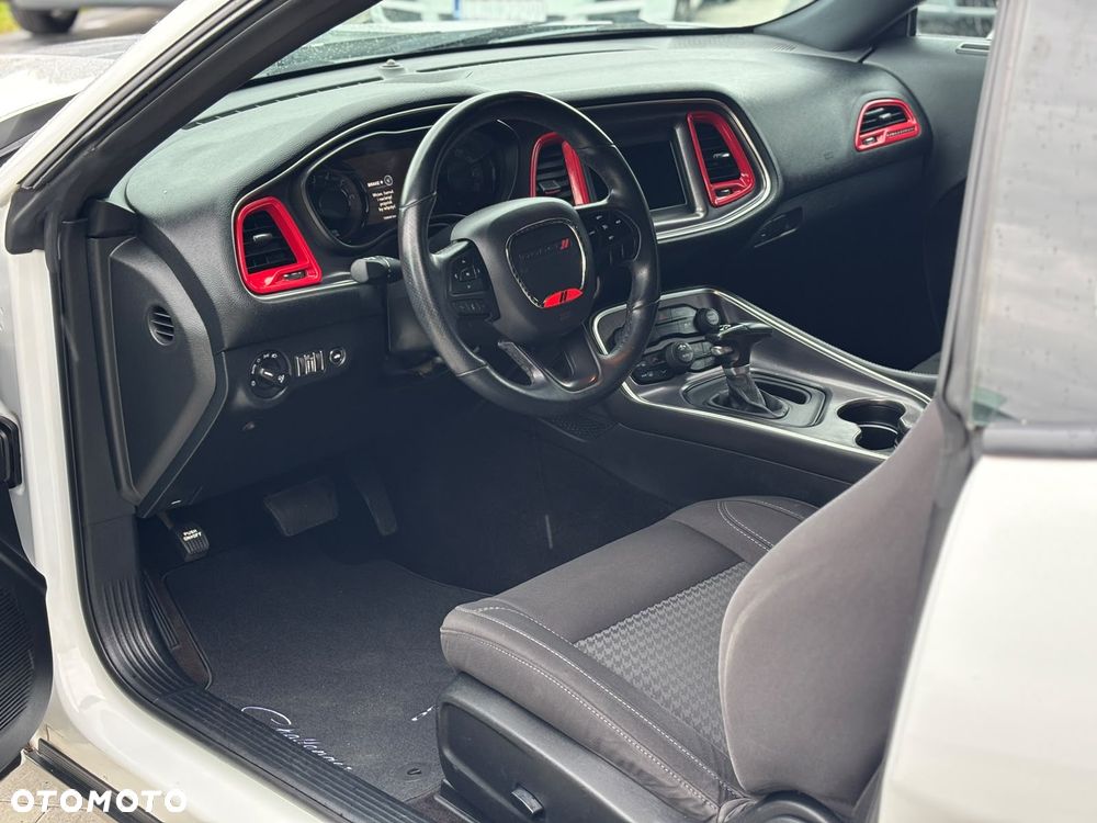 Dodge Challenger 3.6 SXT - 19