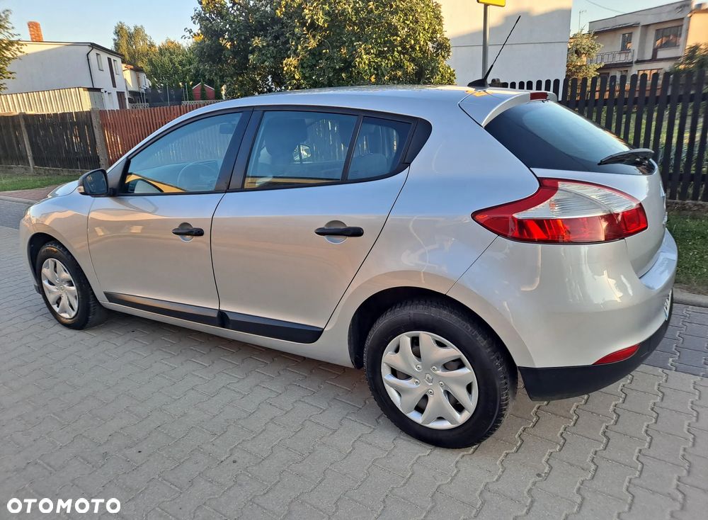 Renault Megane dCi 110 FAP Expression - 4