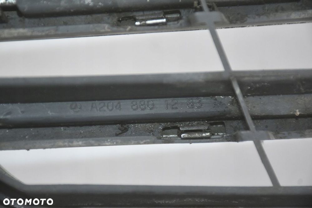 grill atrapa * chłodnicy mercedes c w204 - 4