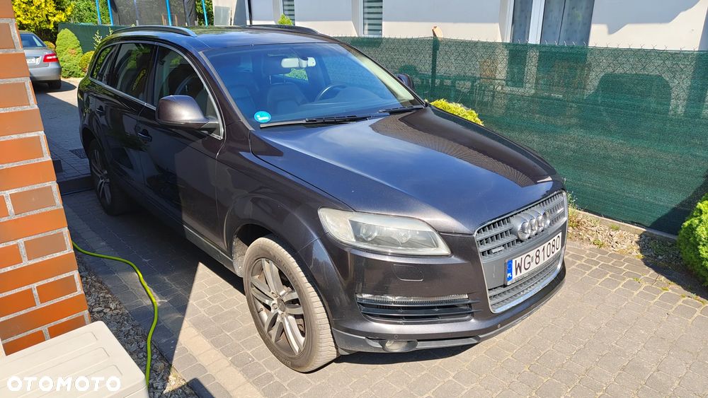 Audi Q7 - 7