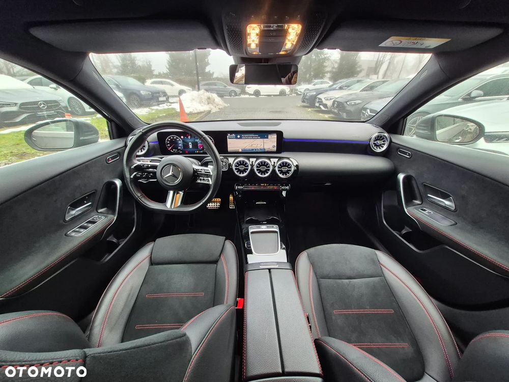 Mercedes-Benz Klasa A 200 AMG Line 7G-DCT - 16