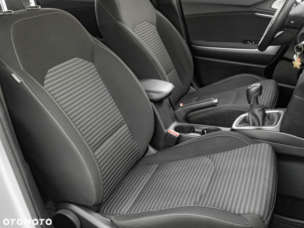 Kia Ceed 1.5 T-GDI M - 26
