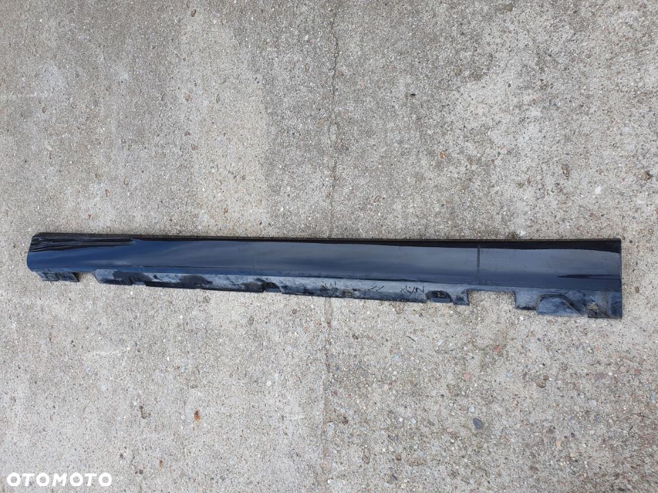 Mercedes E klasa 213 próg listwa progowa prawa nakładka sedan kombi