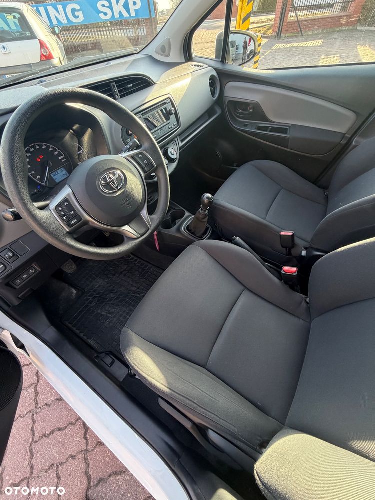Toyota Yaris 1.5 Active - 11