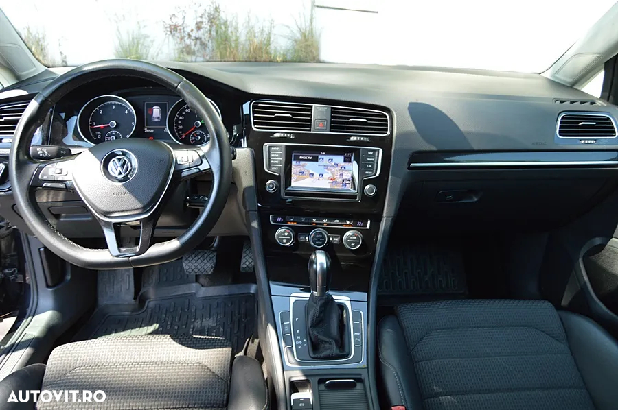Volkswagen Golf 1.6 BlueTDI DSG Comfortline - 2