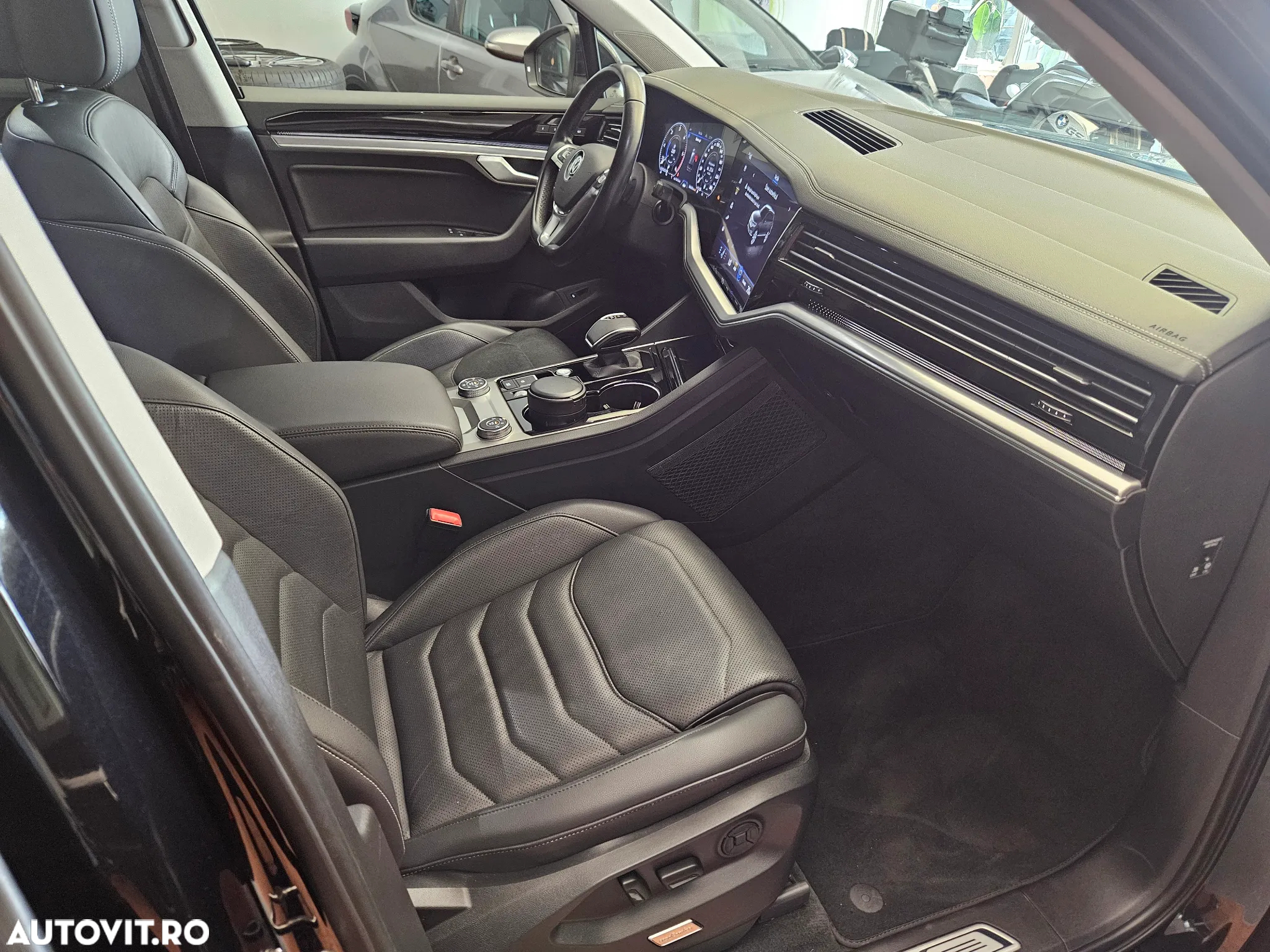 Volkswagen Touareg V6 TDI Atmosphere - 25