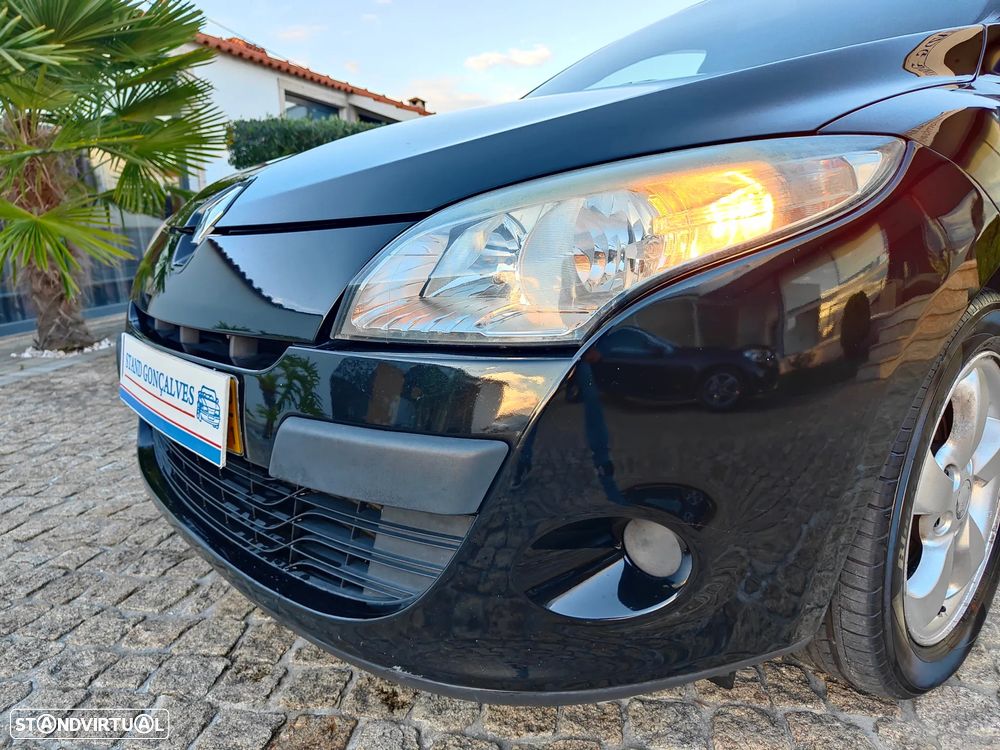 Renault Mégane 1.5 dCi Dynamique - 11