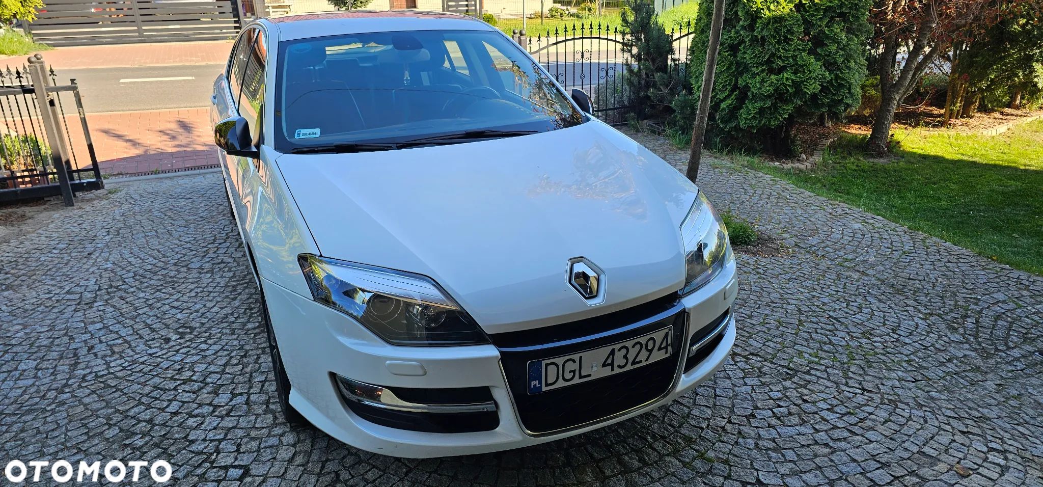 Renault Laguna dCi 110 FAP EDC Bose Edition - 1