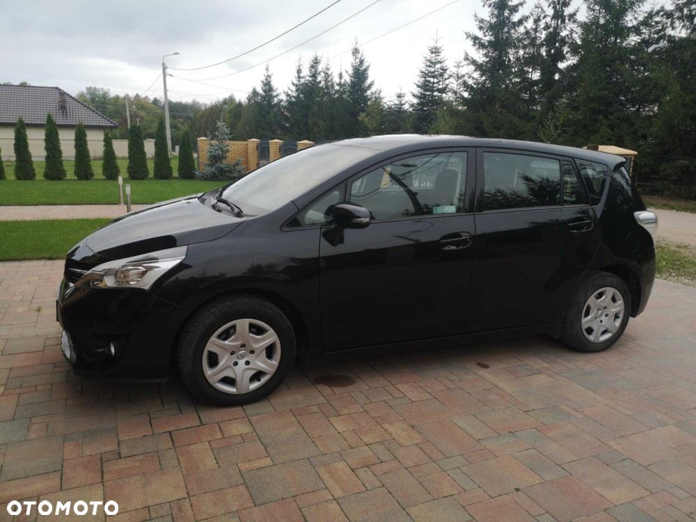 Toyota Verso - 2