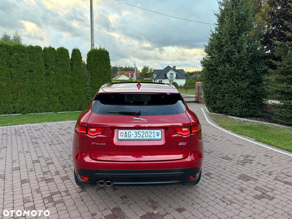 Jaguar F-Pace 20d AWD R-Sport - 7