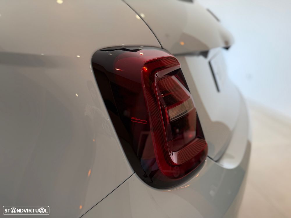 Fiat 500e La Prima - 32