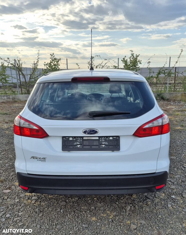 Ford Focus 1.6 TDCI DPF Start-Stopp-System Ambiente - 3