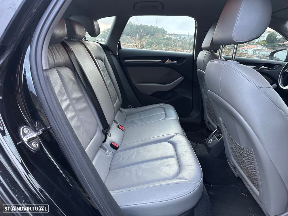 Audi A3 Sportback 1.6 TDI Sport S tronic - 37