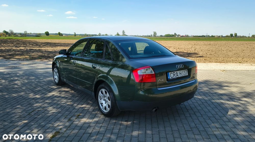 Audi A4 Limousine - 6