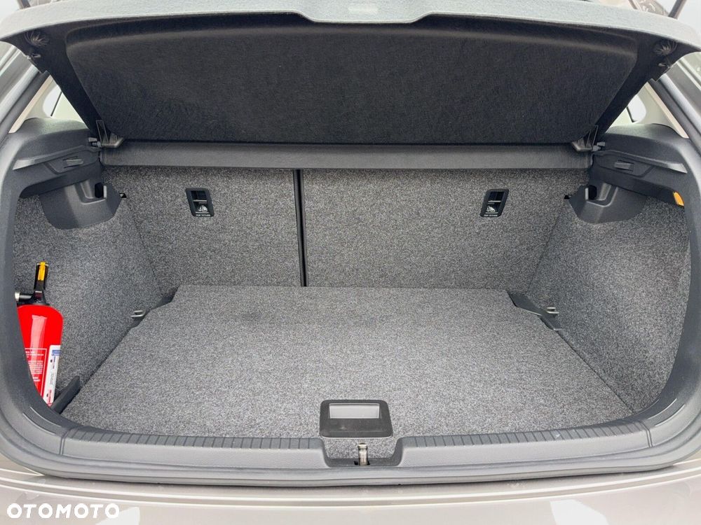 Volkswagen Polo - 14