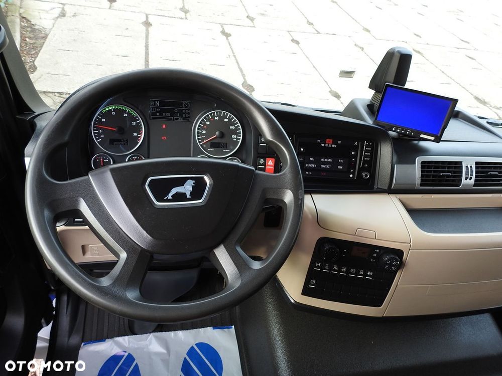 MAN TGL 12.220 KONTENER WINDA 18 PALET TEMPOMAT KLIMATYZACJA PNEUMATYKA AUTOMAT  BLIŹNIACZE KOŁA  220KM - 31