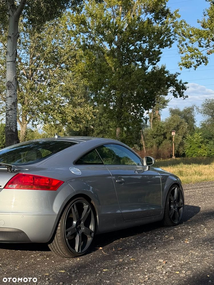 Audi TT Coupé 2.0 TDI Quattro - 7
