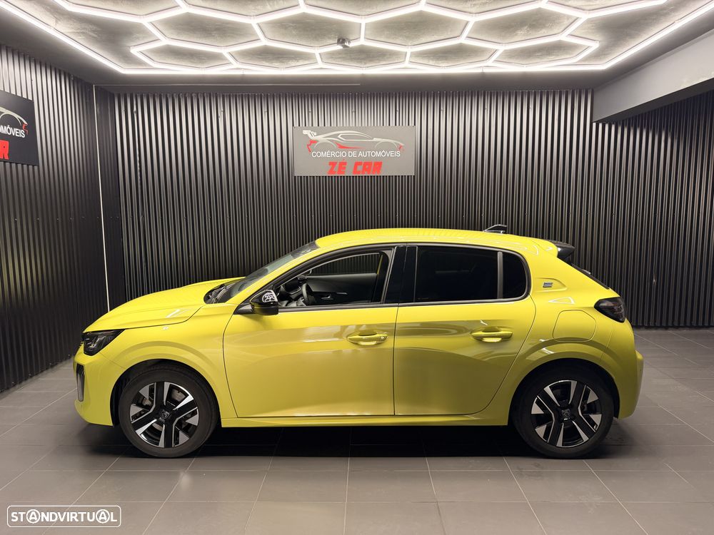 Peugeot e-208 Allure - 8