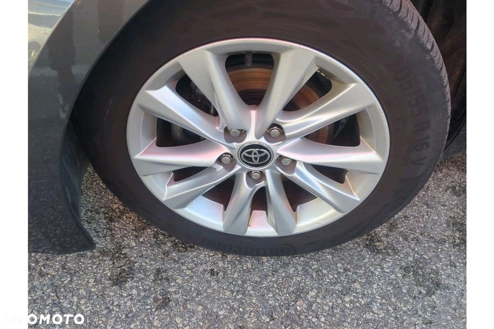 Toyota Corolla 2023 photo 2