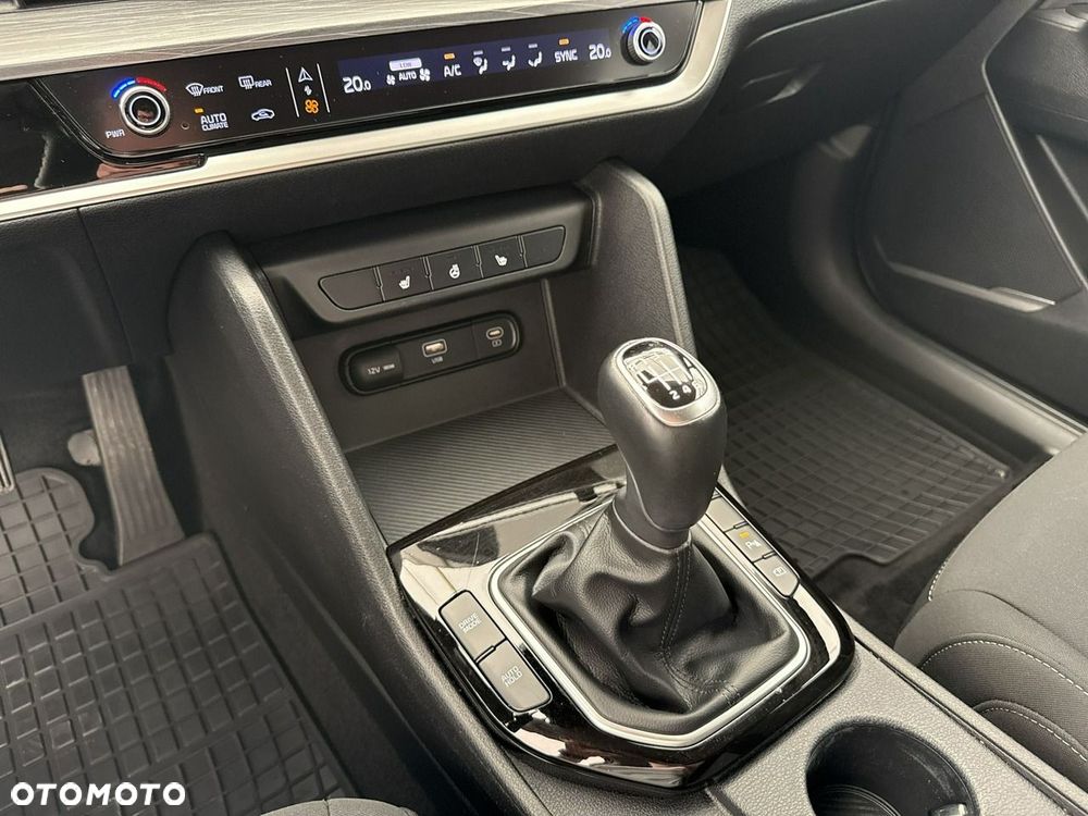 Kia Sportage - 17