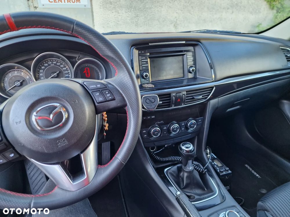 Mazda 6 - 8