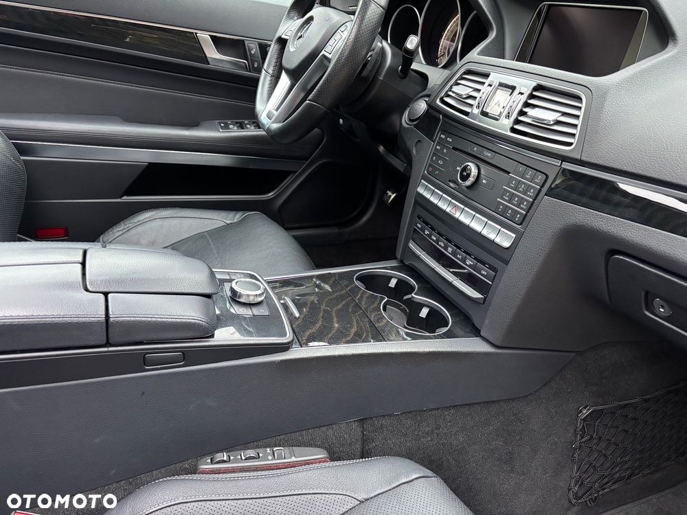 Mercedes-Benz Klasa E 400 4Matic 9G-TRONIC AMG Line - 5