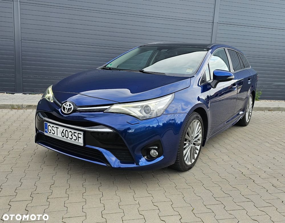 Toyota Avensis 1.8 Multidrive S Executive - 1